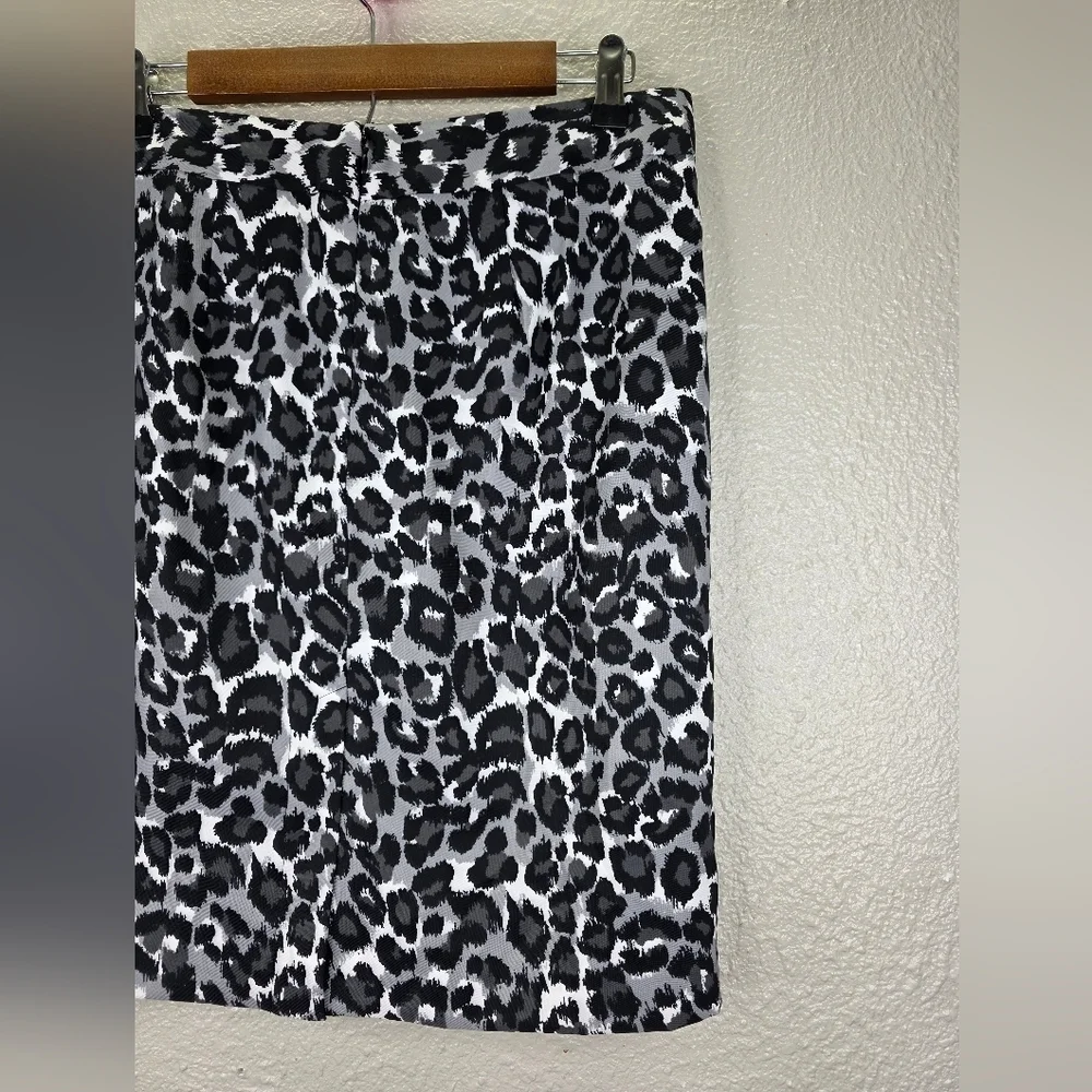 Michael Kors Womens Leopard‎ Animal Print Lined Pencil Skirt Buckle Slit Size 8